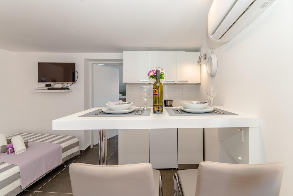 Apartment Luce Mala Zadar Bagian luar foto